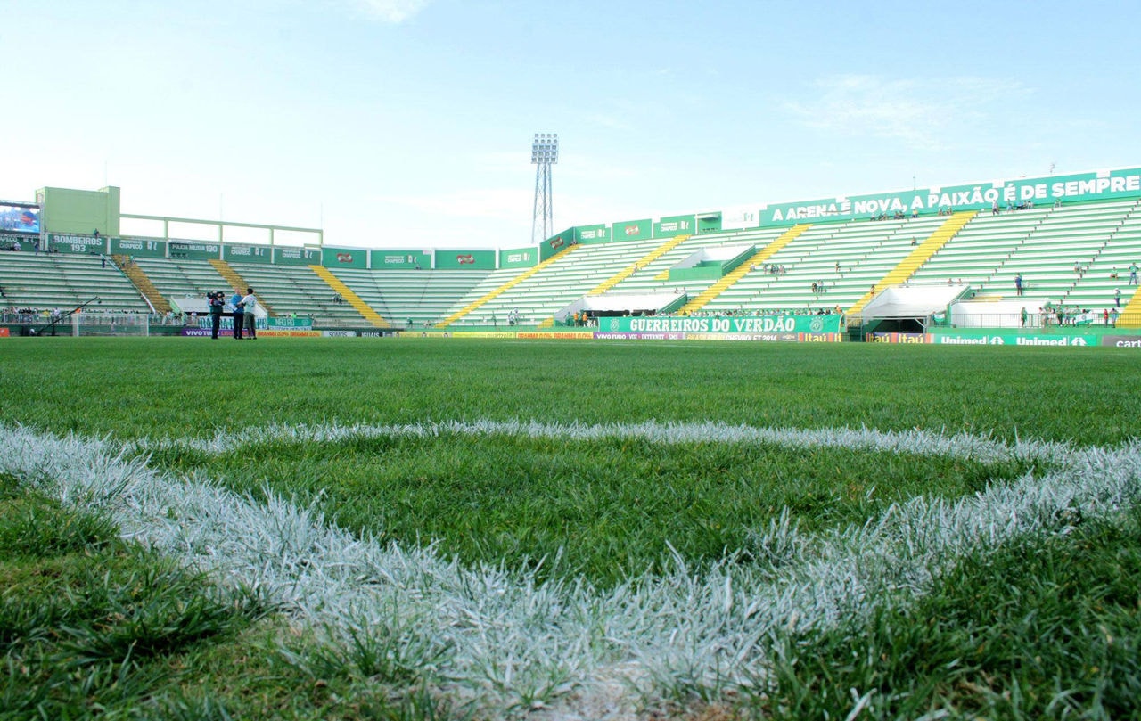 Jogo entre Chapecoense x Atlético-PR é adiado