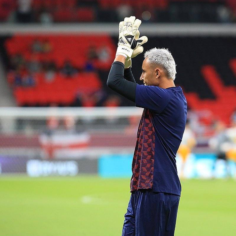 Keylor Navas, goleiro da Costa Rica, comemora a vaga na Copa do Mundo