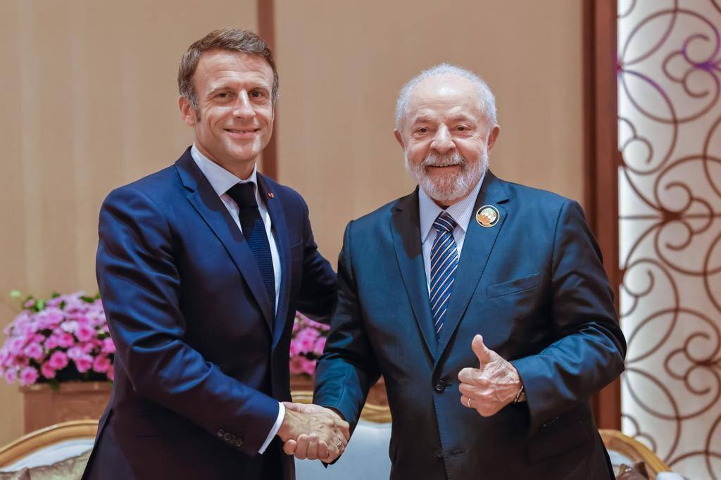 Macron e Lula se reuniram na Índia, neste domingo (10)