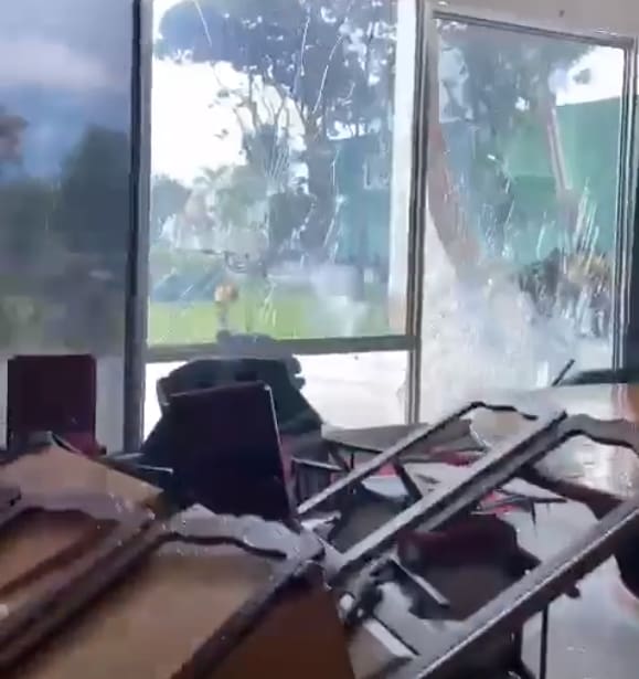 Destruição do STF 812023