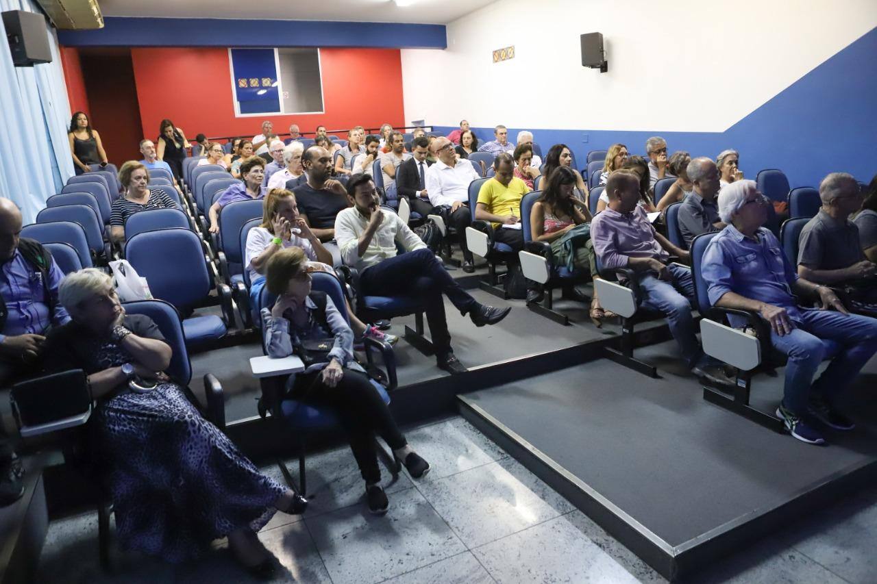 Representantes de bairros da região Centro-Sul se reúnem para elaborar pauta de reivindicações que será entregue ao prefeito
