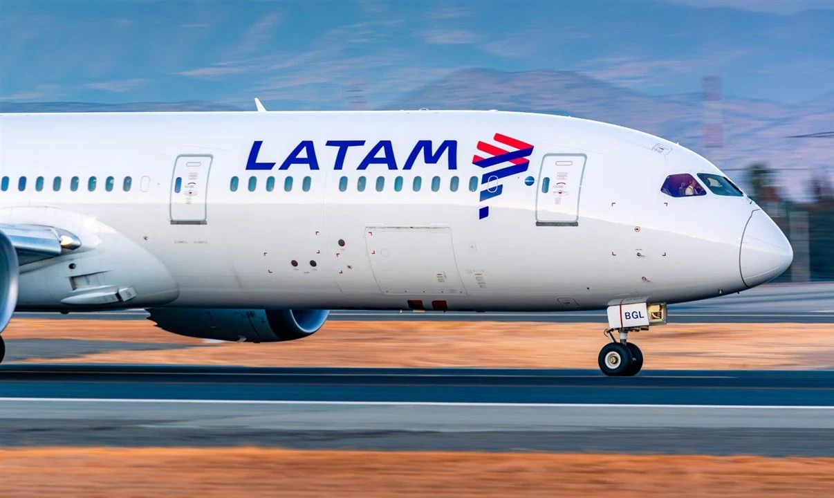 Latam é condenada a pagar R$ 500 mil por descumprir cota de aprendizes, decide TST