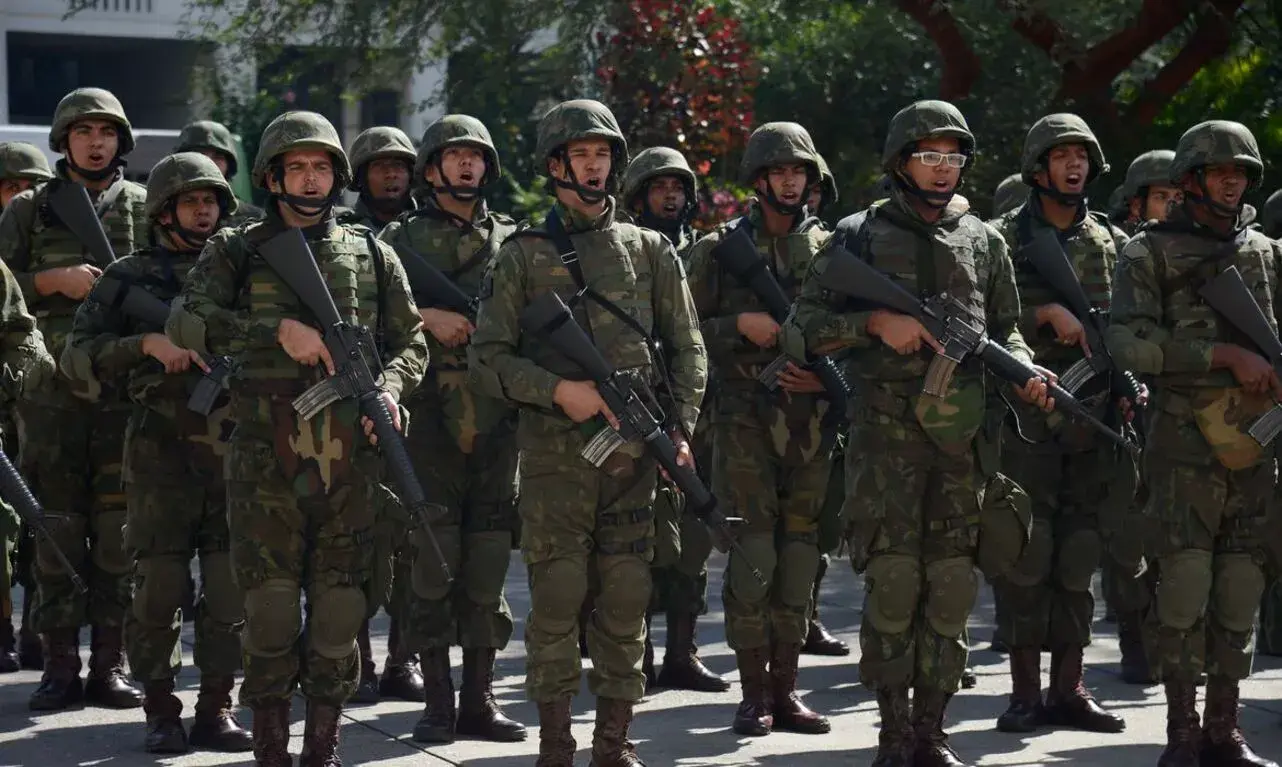 Governo reajusta salários das Forças Armadas; veja quanto passa a ganhar cada militar
