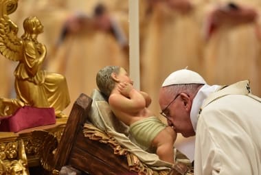 Papa celebra missa de Natal