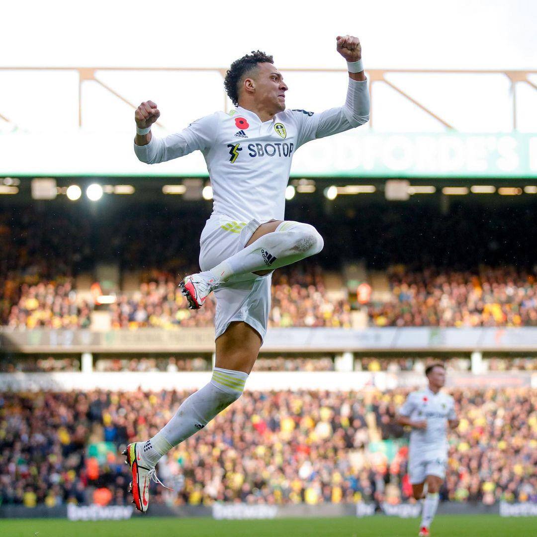 Raphinha marca na vitória do Leeds contra o Norwich