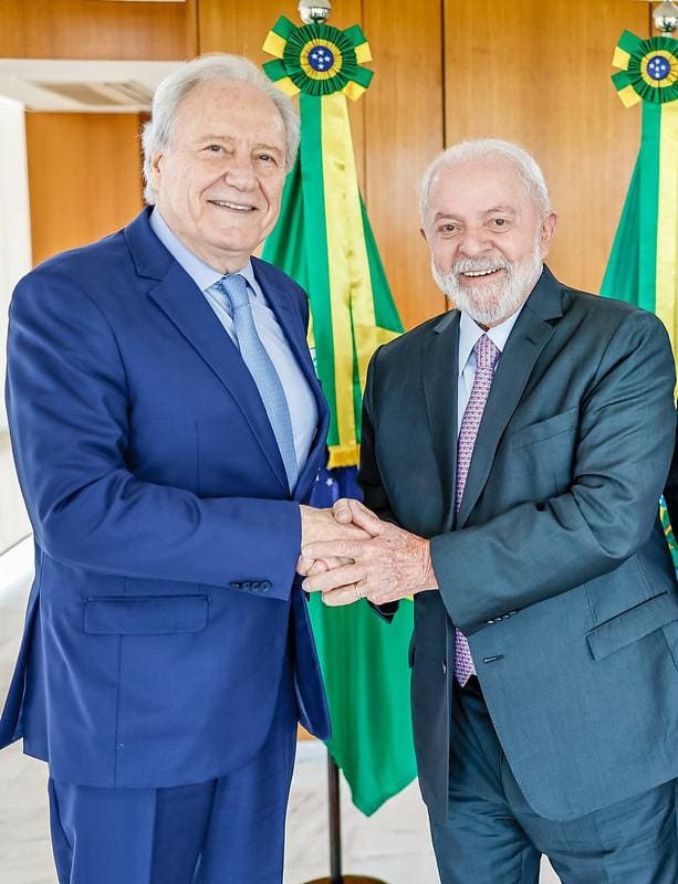 Lula anunciou nesta quinta-feira (11) o ex-ministro do STF Ricardo Lewandowski para substituir Flávio Dino no comando do Ministério da Justiça e Segurança Pública