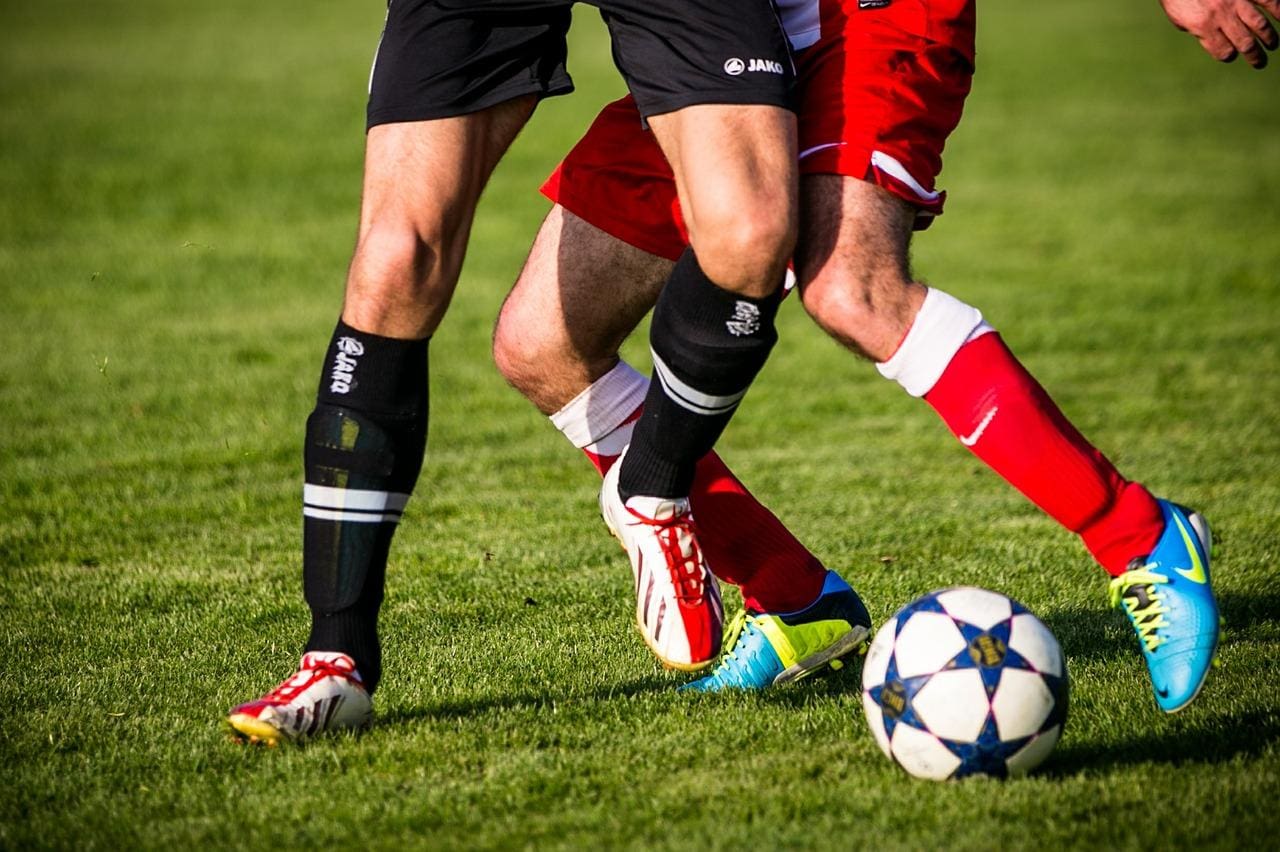 Jogadores de futebol têm mais possibilidade de morrer de doenças neurodegenerativas