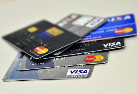 O pagamento com cartão de crédito foi iniciado em fevereiro e suspenso para a realização de ajustes no sistema da Receita