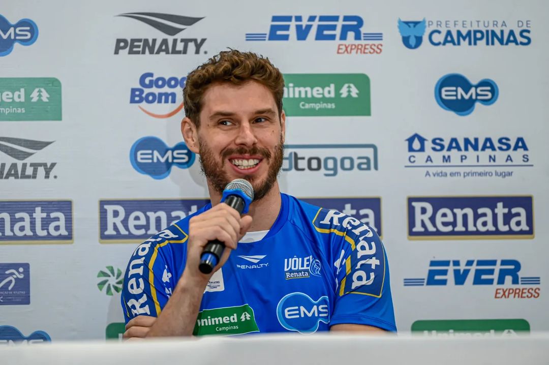 Bruninho, levantador da seleção brasileira, é anunciado pelo Vôlei Renata e retorna ao vôlei brasileiro