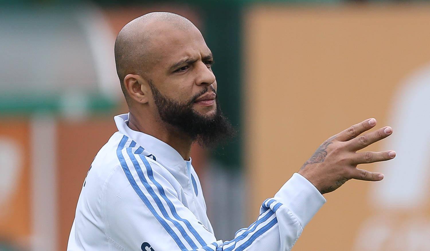 Felipe Melo foi assaltado no Rio de Janeiro neste sábado (2)