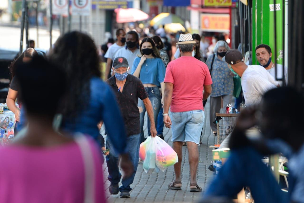 Neste sábado, o comércio não essencial foi reaberto em Contagem