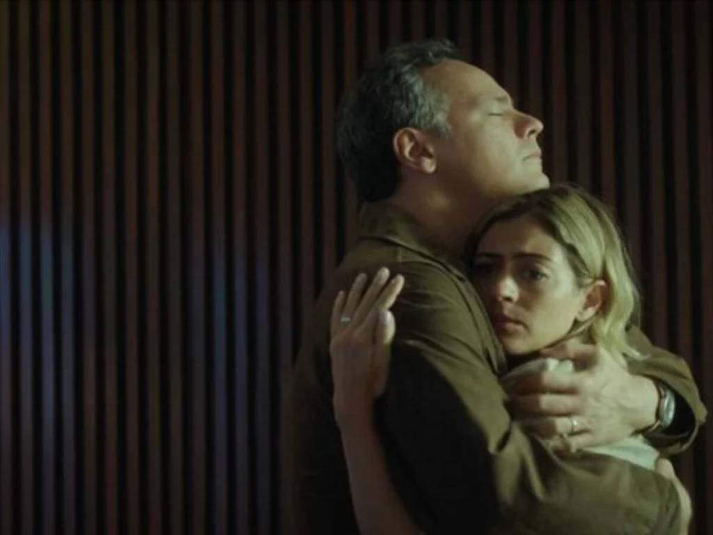 Ninguém É de Ninguém: Drama espírita sobre ciúmes e redenção