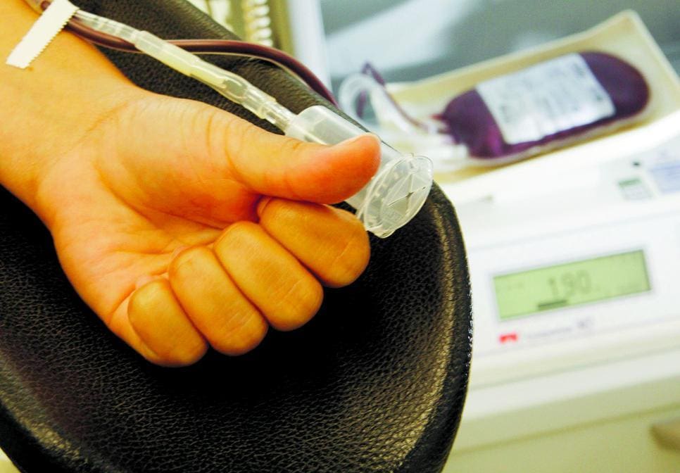 Nos casos de emergência o sangue de fator negativo é o principal requisitado, pois é doador universal