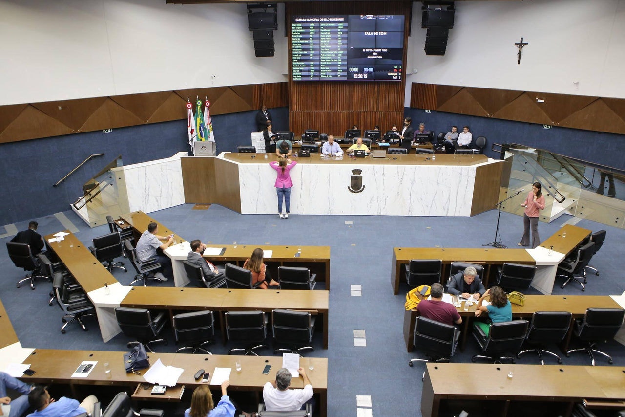 Plenário da Câmara de BH terá abril movimentado, após definições do colégio de líderes