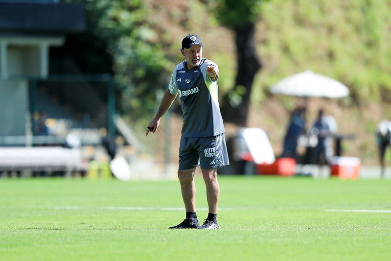 Gabriel Milito, técnico do Atlético