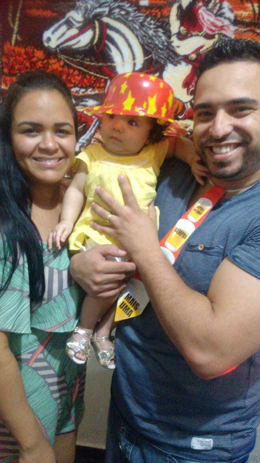 Bárbara Bruna e o companheiro Diego optam por sítios durante o Carnaval