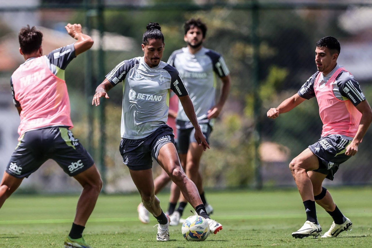 Igor Rabello pode ser mais um zagueiro negociado pelo Atlético