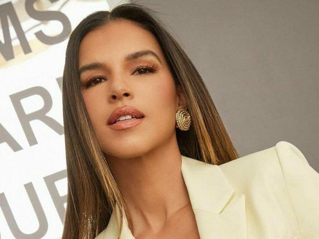Mariana Rios confessa como perdeu a audição e lamenta: “Não tem o que fazer”