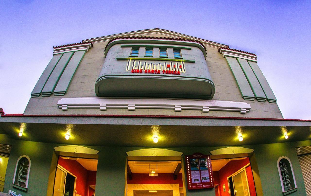 Fachada do Cine Santa Tereza, em BH