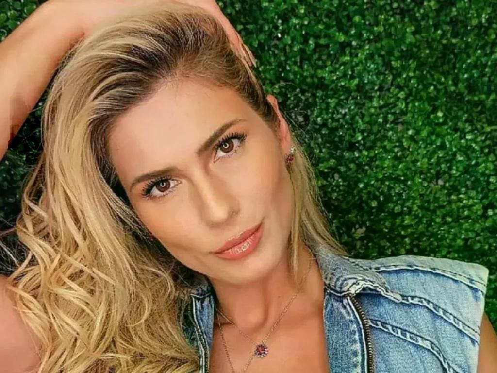 Lívia Andrade se pronuncia após polêmica