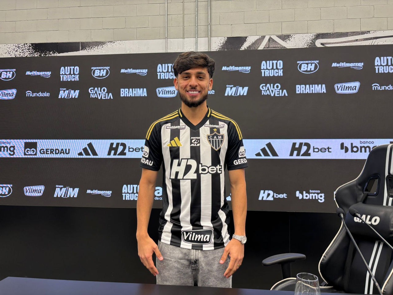 Biel vai vestir a camisa 77 no Atlético
