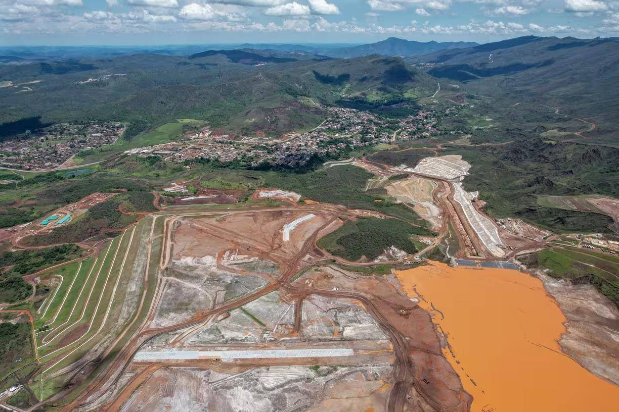 Barragem de Doutor, em Antônio Pereira, distrito de Ouro Preto, deve ser desmontada até 2029