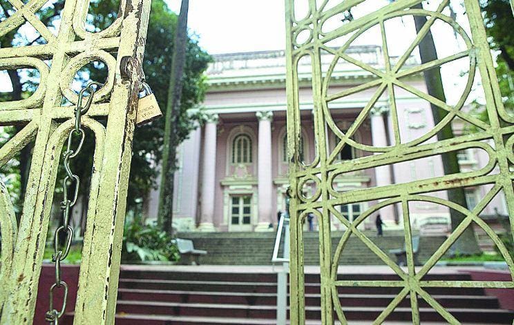 Adolescente agredido no Instituto de Educação morre no João XXIII