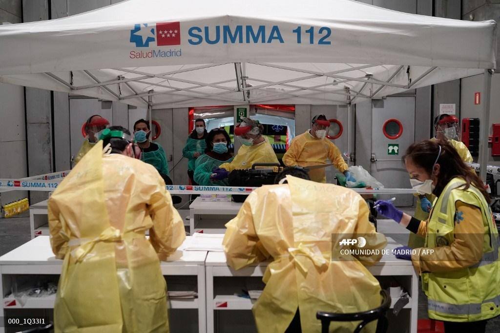 Profissionais de saúde representam 10% dos contaminados por coronavírus na Espanha