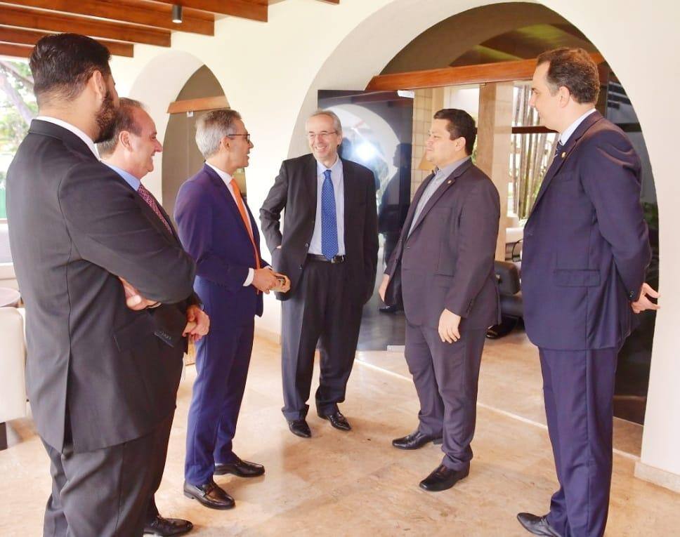 Romeu Zema esteve em Brasília e entre os encontros, esteve com o senador Rodrigo Pacheco