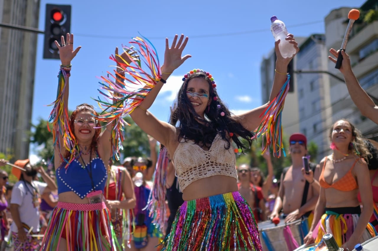 Período oficial da folia começou em 4 de fevereiro e termina neste domingo (26)