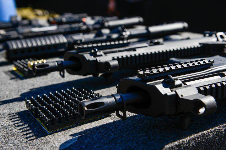 Entre as mudanças, foi ampliado o prazo de validade do registro de armas para 10 anos