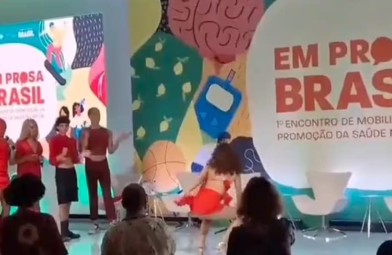 Dança erótica em evento do Ministério da Saúde causou polêmica