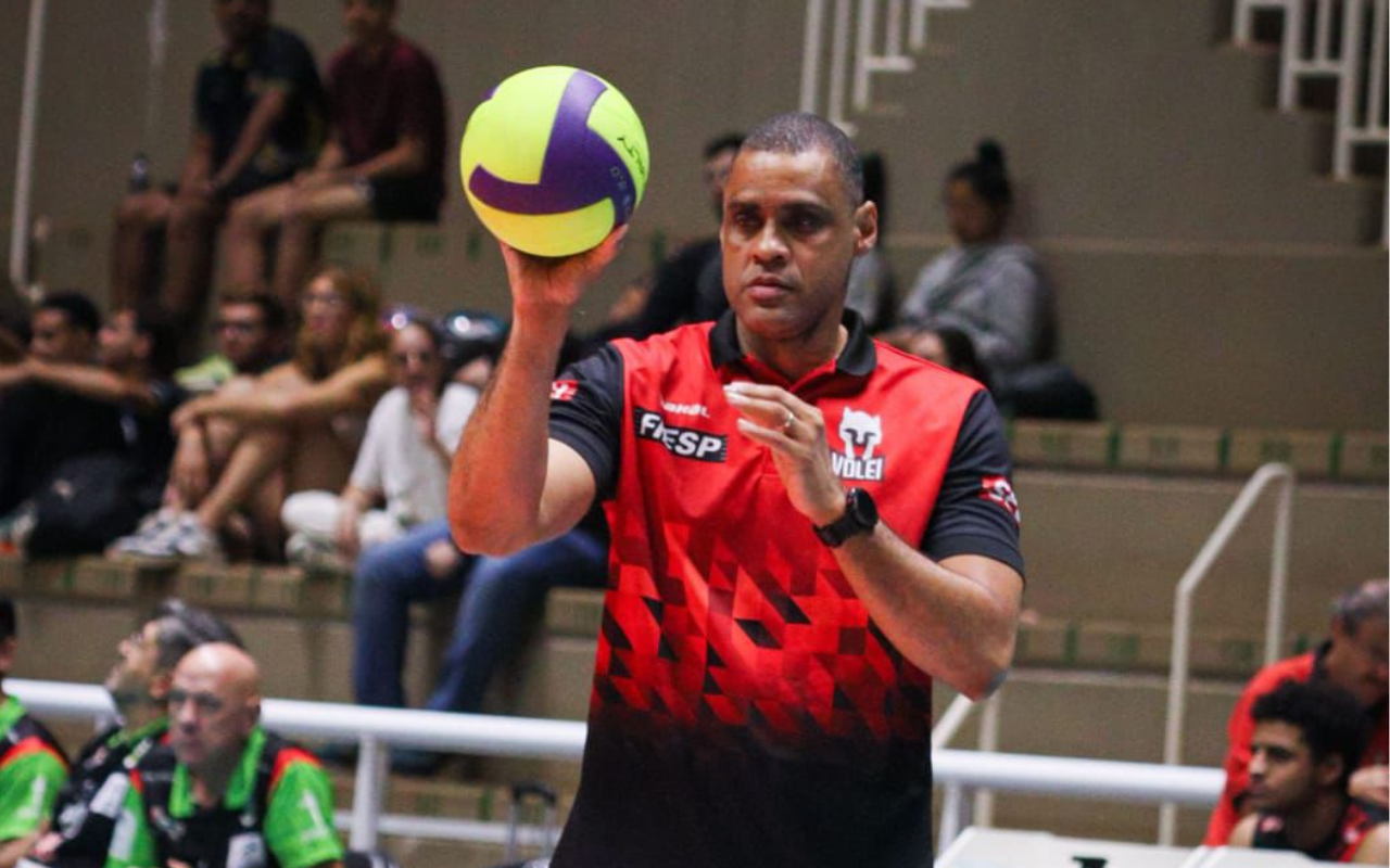 Walner Santos, novo técnico do Montes Claros Vôlei