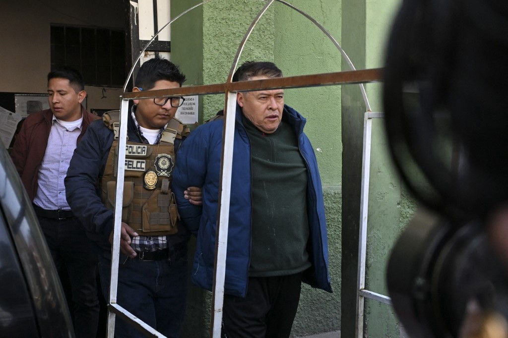 General Juan Jose Zuniga foi levado para prisão de segurança máxima