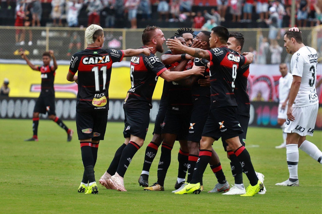 Corinthians cede empate ao Vitória e chega a 5 partidas sem vencer