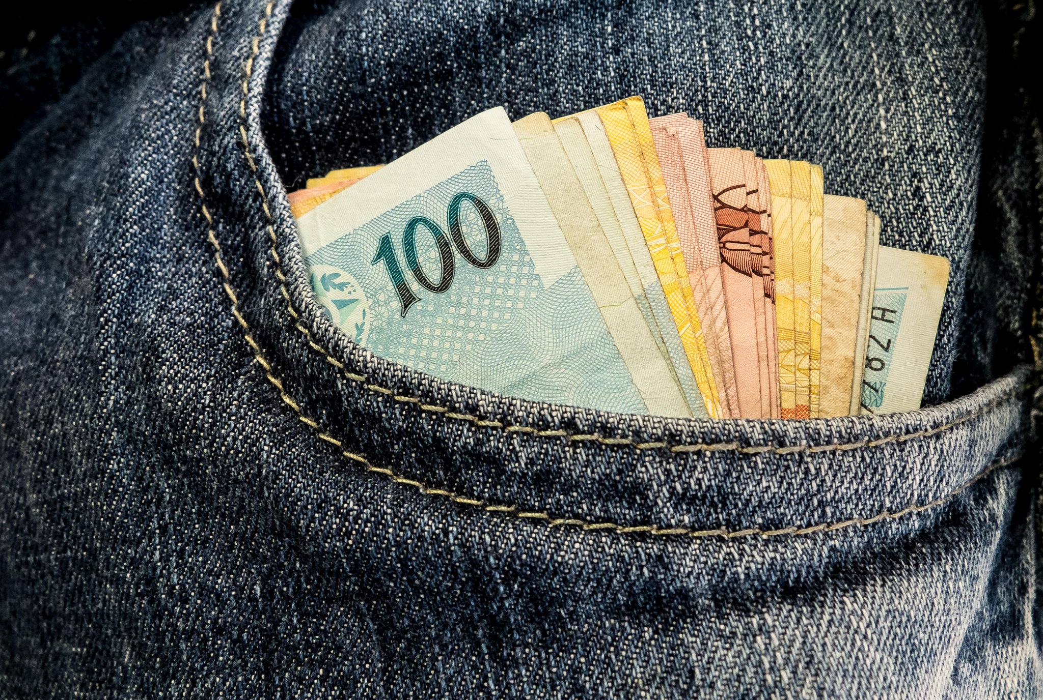 Muitos brasileiros esquecem dinheiro em contas inativas em bancos 