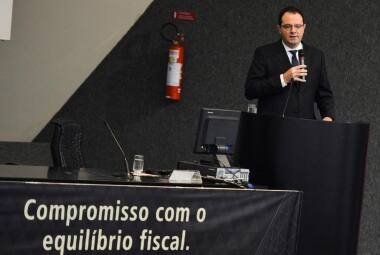 O ministro da Fazenda, Nelson Barbosa, participou hoje do Seminário Tesouro 30 anos, organizado em comemoração ao aniversário de 30 anos da Instituição
