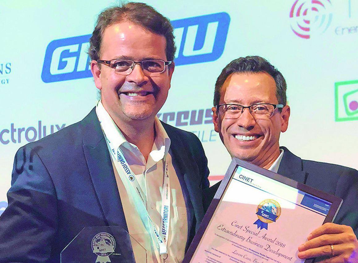Reconhecimento André Bretas esq) e Fabrício Sucupira, sócios do Lavaemcasa