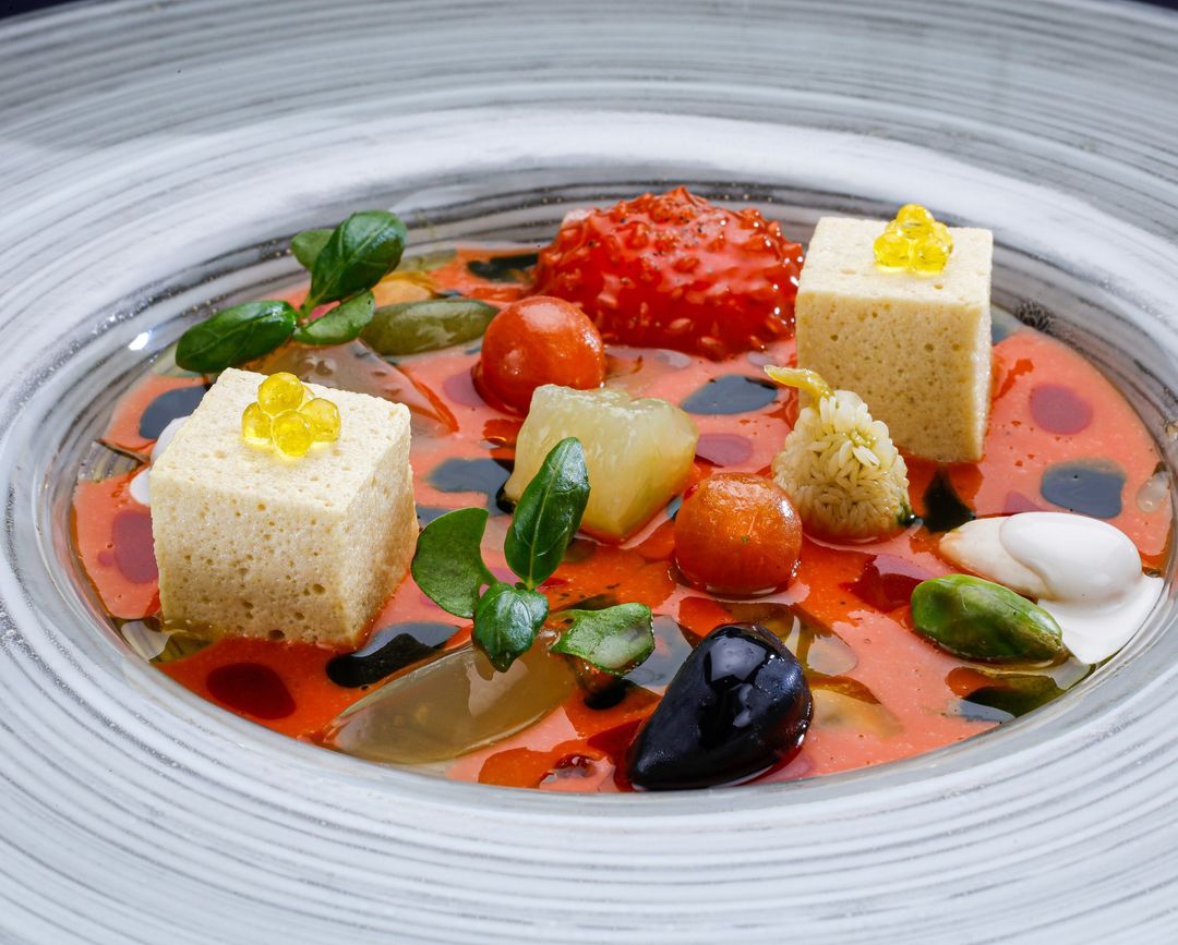 Restaurante Disfrutar Disfrutar, de Barcelona, foi coroado em primeiro lugar no ranking “The World’s 50 Best Restaurant” de 2024