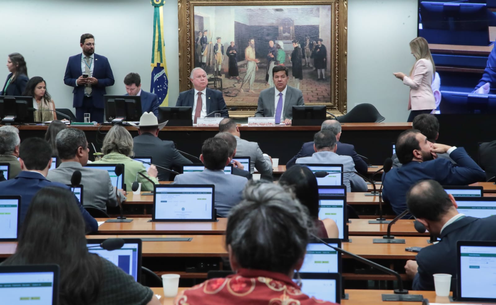 Aposta de Lula para combate ao crime organizado, PEC da Segurança Pública passou pela CCJ da Câmara dos Deputados