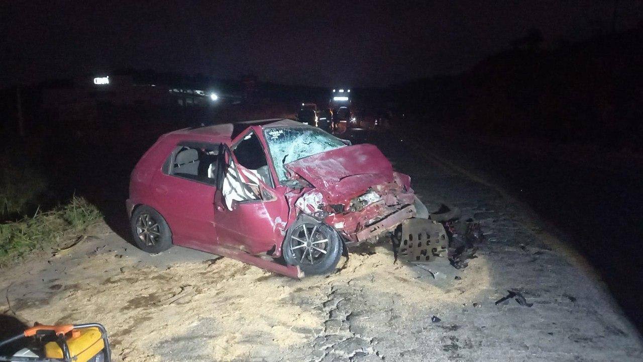 carro acidente br-262