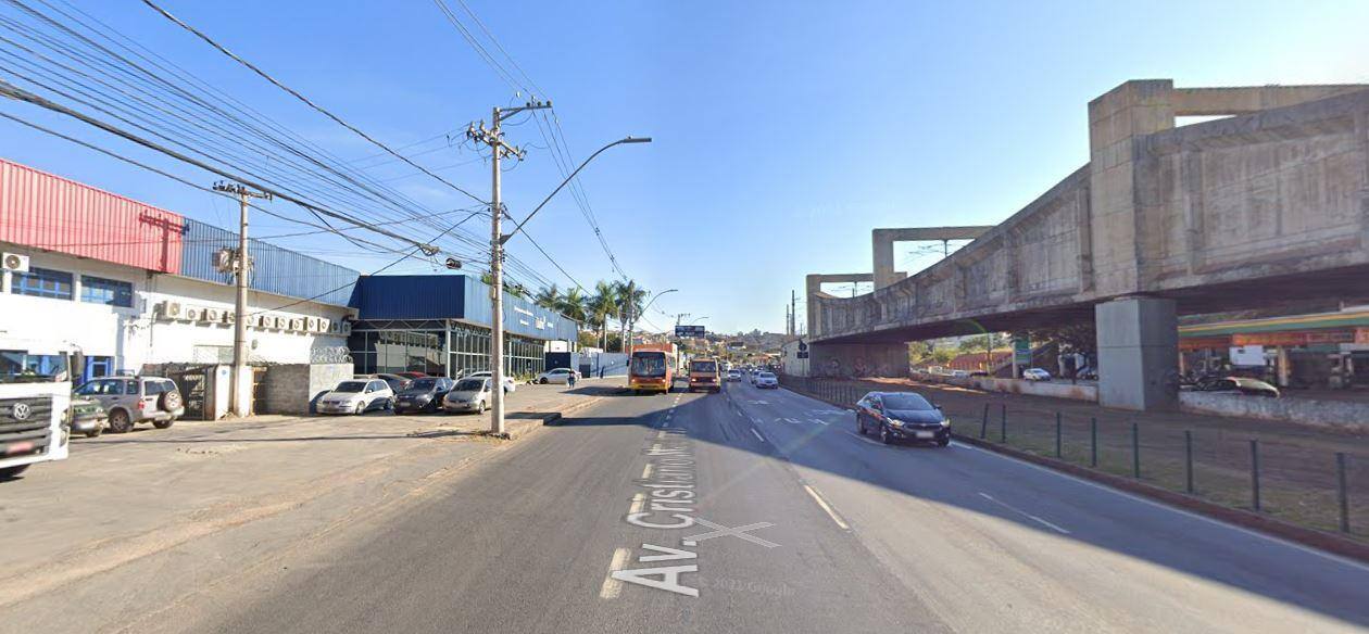 Crime aconteceu quando ônibus transitava pela av Cristiano Machado