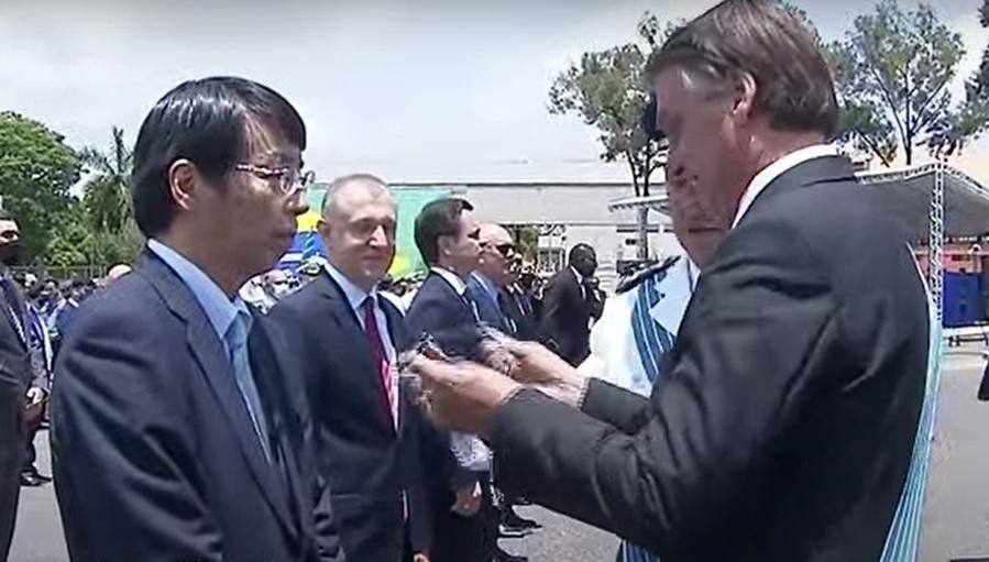 Bolsonaro-Solenidade-Aviador-2210jpg