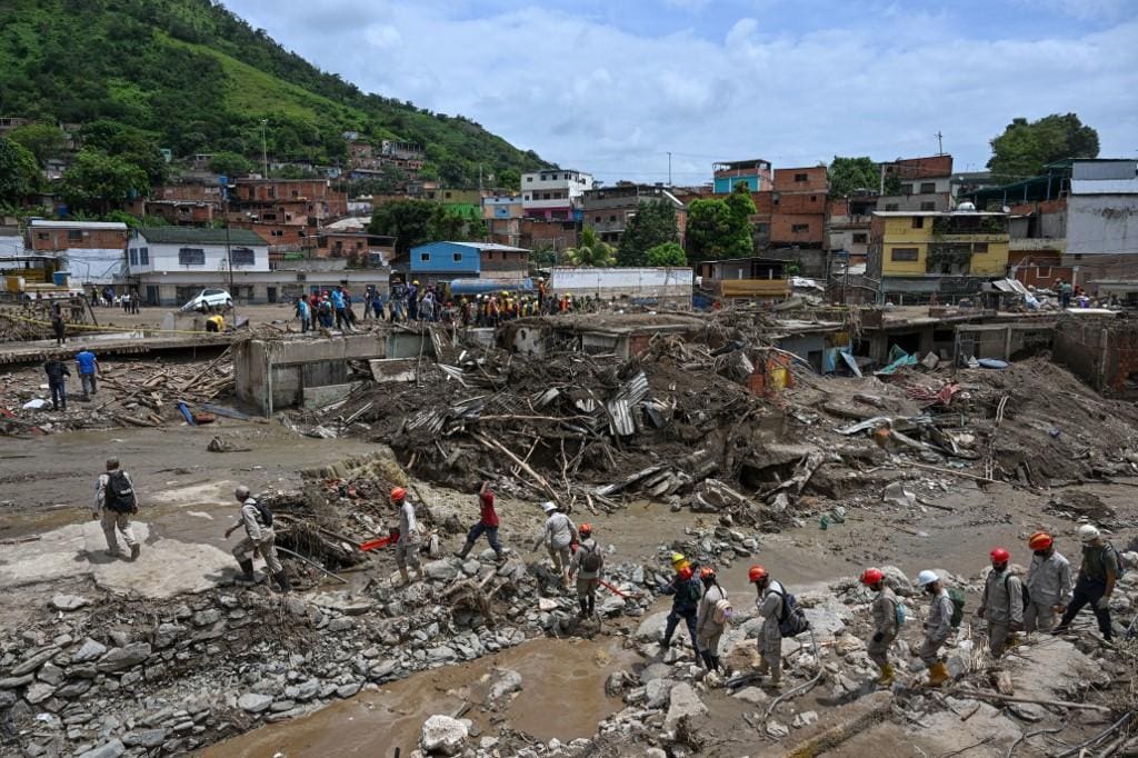deslizamento de terra Venezuela data: 12102022