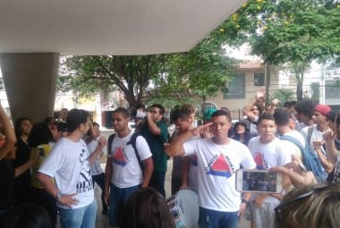 ato direita estadual central