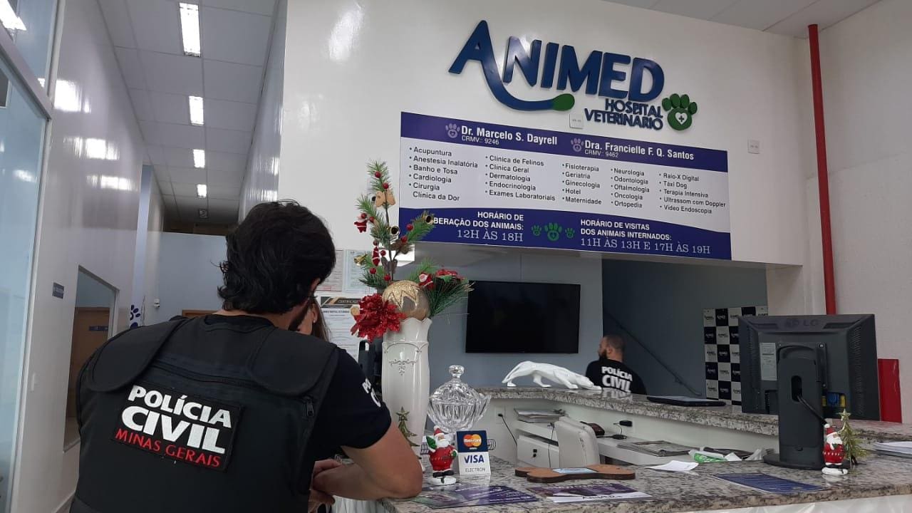 Polícia faz operação no local