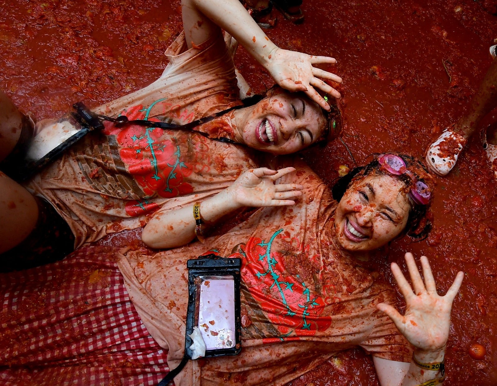 Festival Tomatina é tradição na Espanha