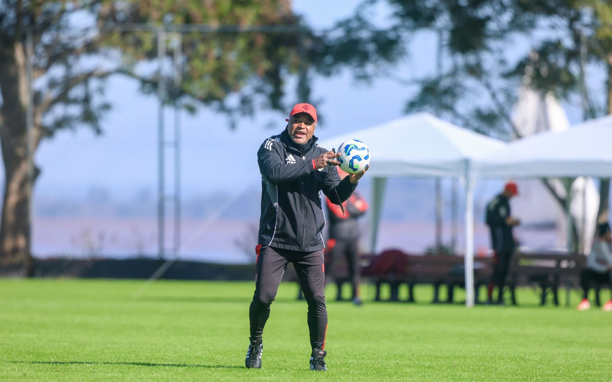 Roger Machado, técnico do Internacional (Foto: Ricardo Duarte/SC Internacional)
