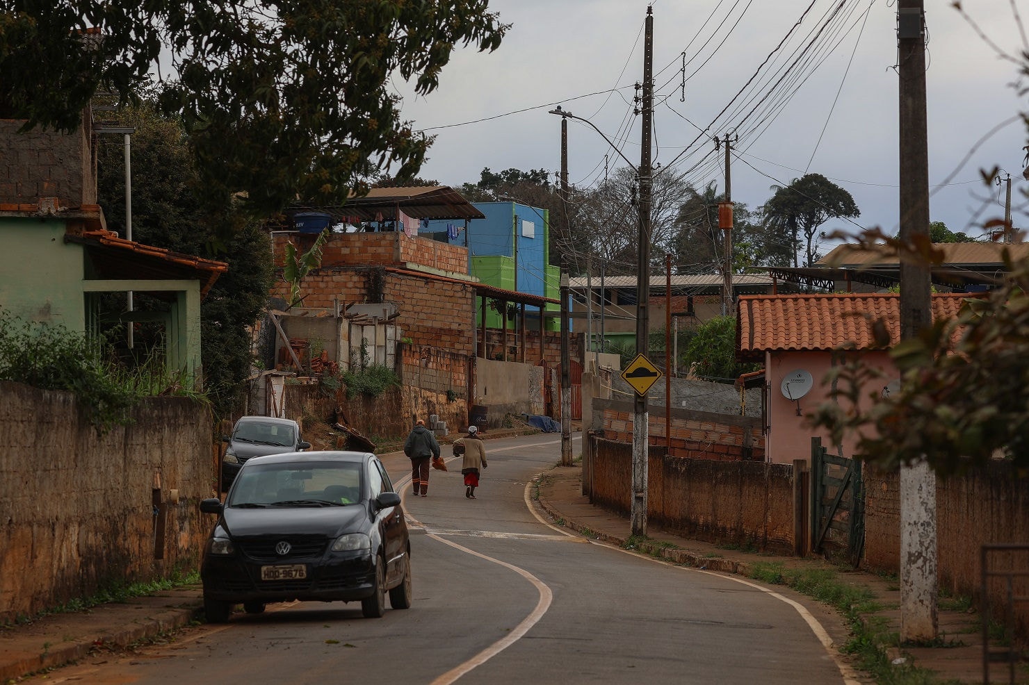 A pequena comunidade, de 400 habitantes, é ameaçada pela implantação de uma pilha de rejeitos da CSN