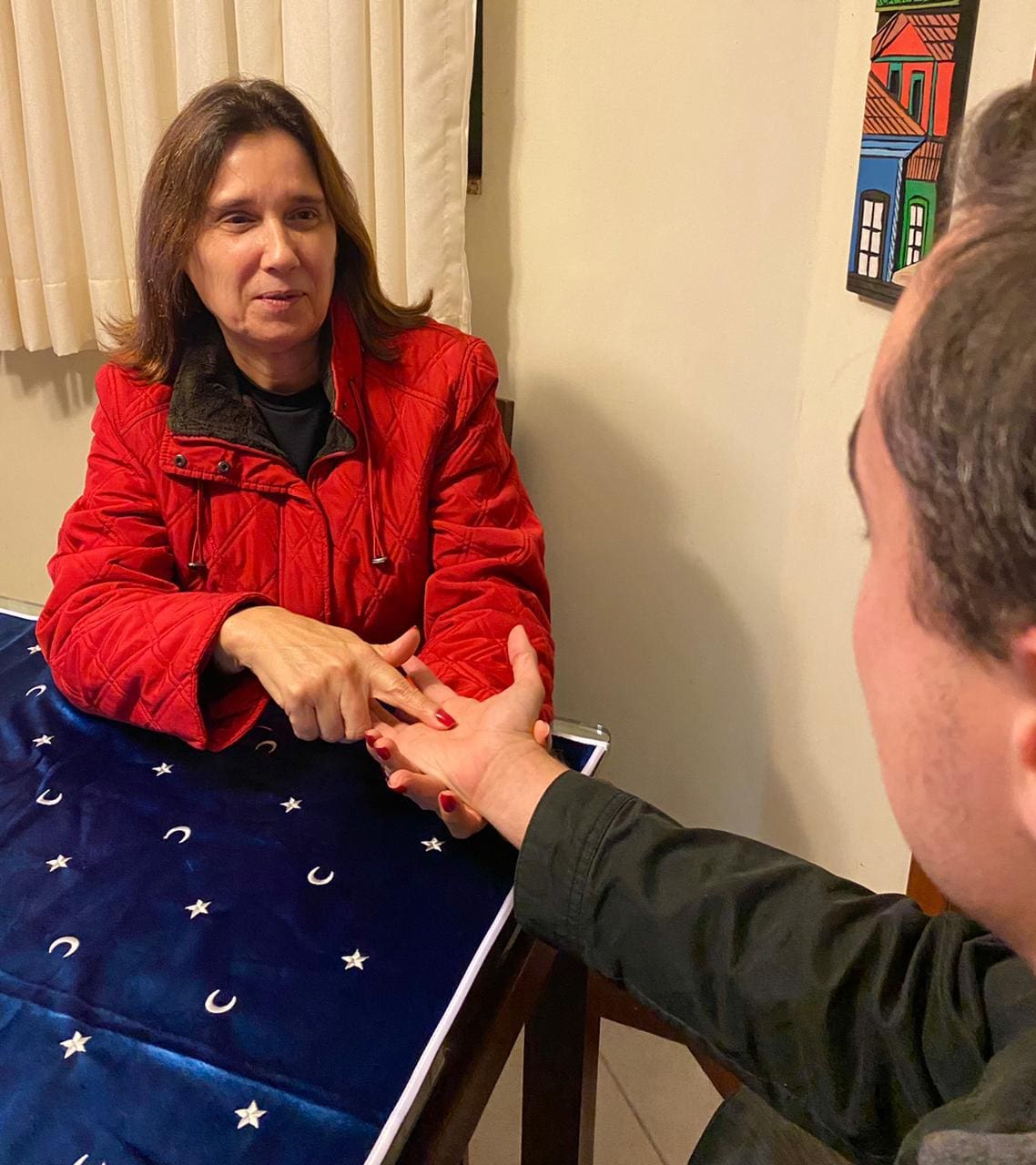 Solange Bassi: “interpretação das mãos traz plenitude e consciência”